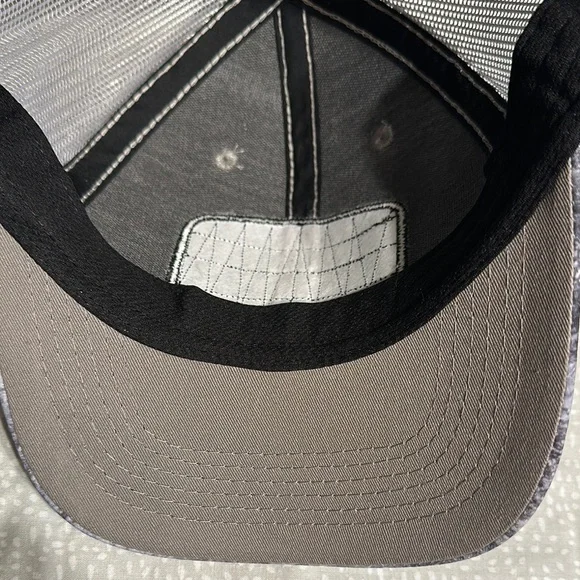 Gray Mesh Cap - Picture 5 of 9